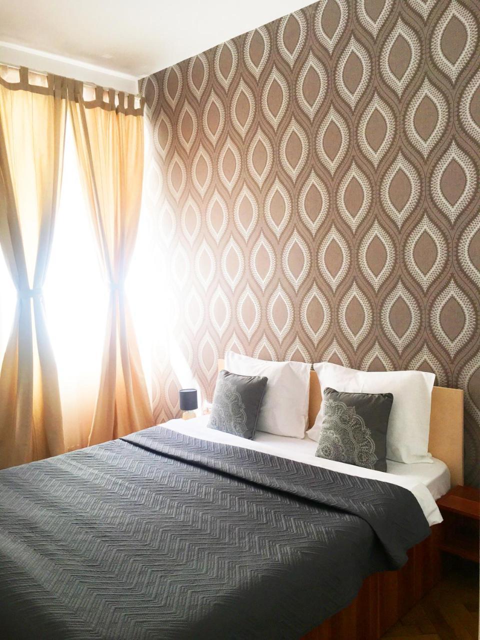 Sunny Old Town Apartment Брашов Екстериор снимка